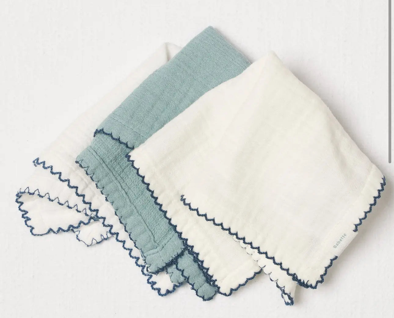 Gentle Scalloped Facial Cloths